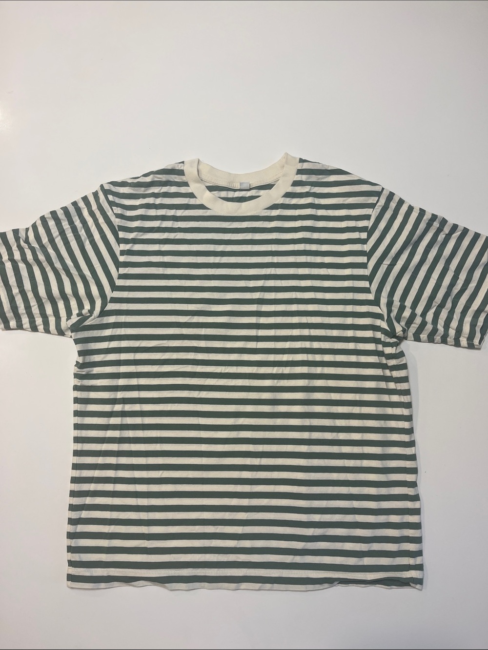 Uniqlo Green and White/Cream Striped Short Sleeve Tee